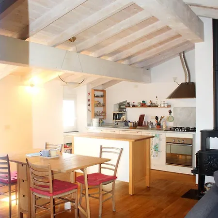 La Casa Dei Limoni - *