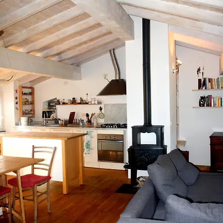Апартаменты La Casa Dei Limoni -